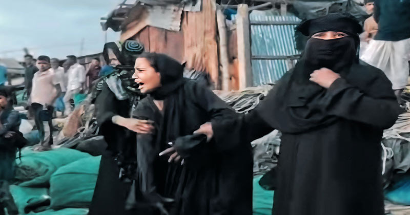 বঙ্গোপসাগরে মাছ ধরতে গিয়ে জেলে নিখোঁজ